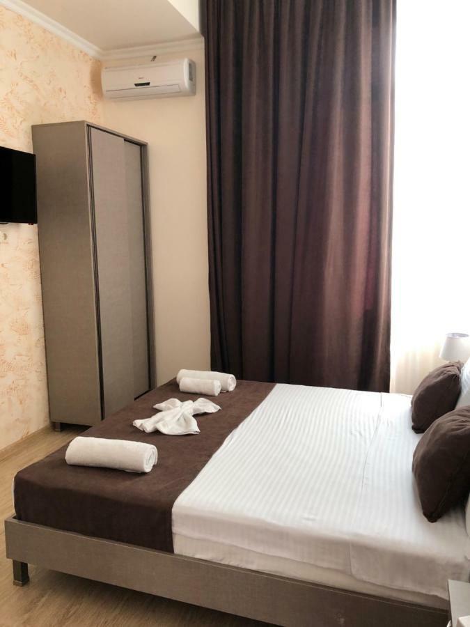 Guesthouse Family Batumi Exterior foto